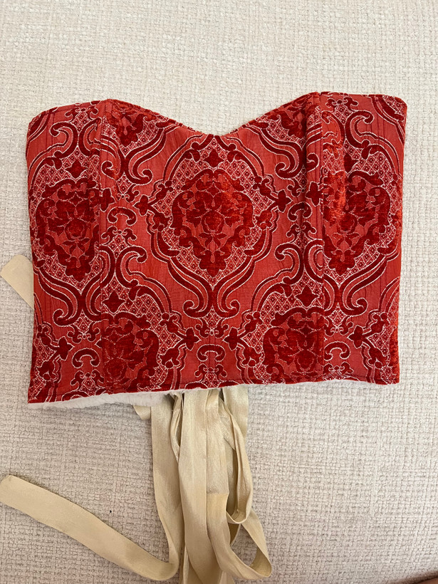 کراپ تاپ فنر دوزی دکلته ژاکارد با آستر تدی زنانه
